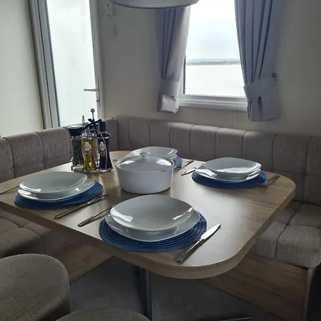 The Seaflower - With Views Daire Millom