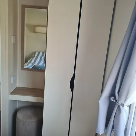 Apartman The Seaflower - Lake View - Relaxing Coastal Stay *